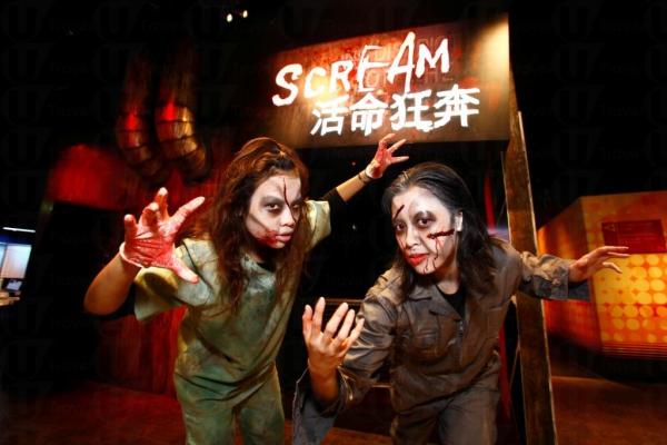 蠟像館「活命狂奔」 驚心動魄萬聖節